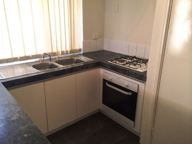 1/66 Evelyn Street, Gosnells WA 6110