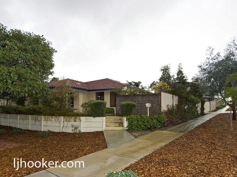 17 Melbourne Street, St James WA 6102