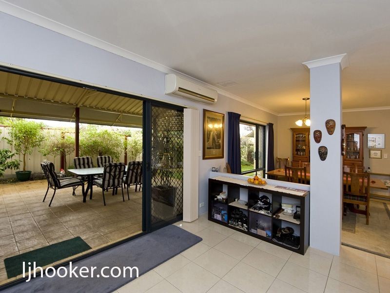 17 Melbourne Street, St James WA 6102