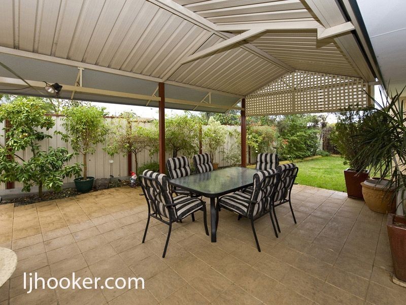 17 Melbourne Street, St James WA 6102