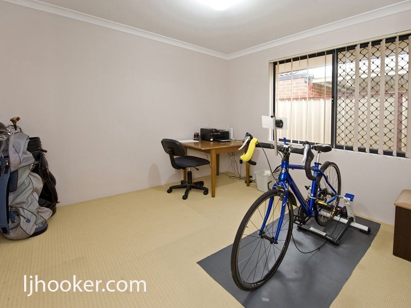 17 Melbourne Street, St James WA 6102