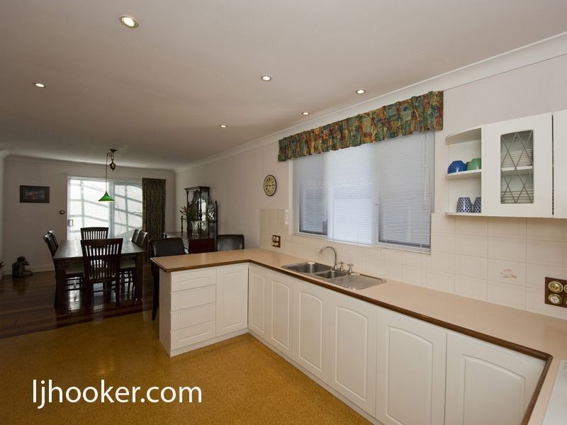 12 Rathay Street, Victoria Park WA 6100