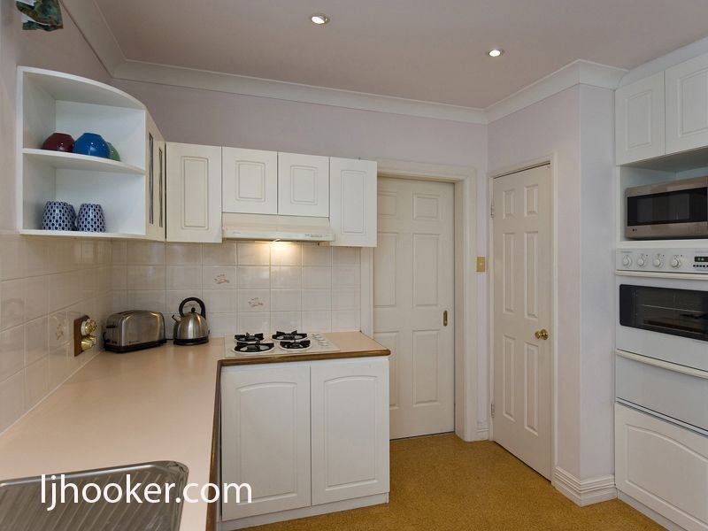 12 Rathay Street, Victoria Park WA 6100