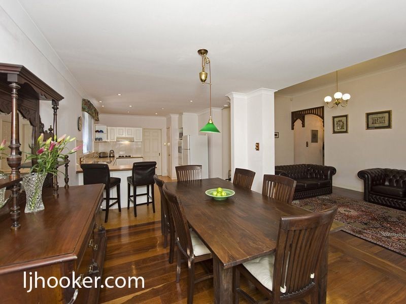 12 Rathay Street, Victoria Park WA 6100