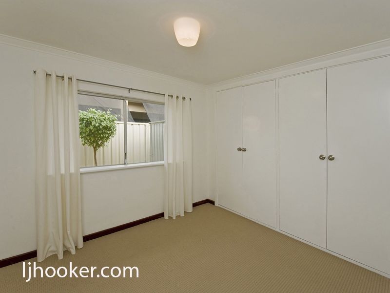 4/86 Robert Street, Como WA 6152