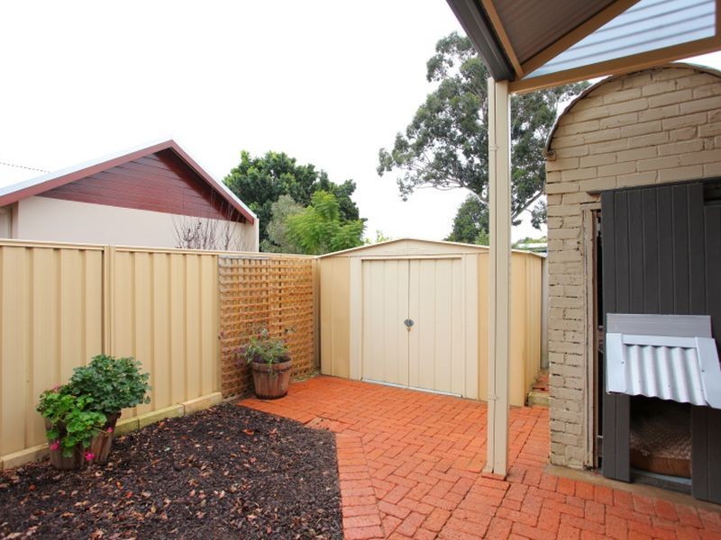 35 Canterbury Terrace, East Victoria Park WA 6101
