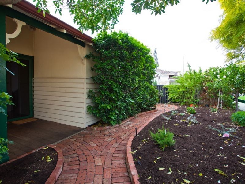 59 Balmoral Street, East Victoria Park WA 6101