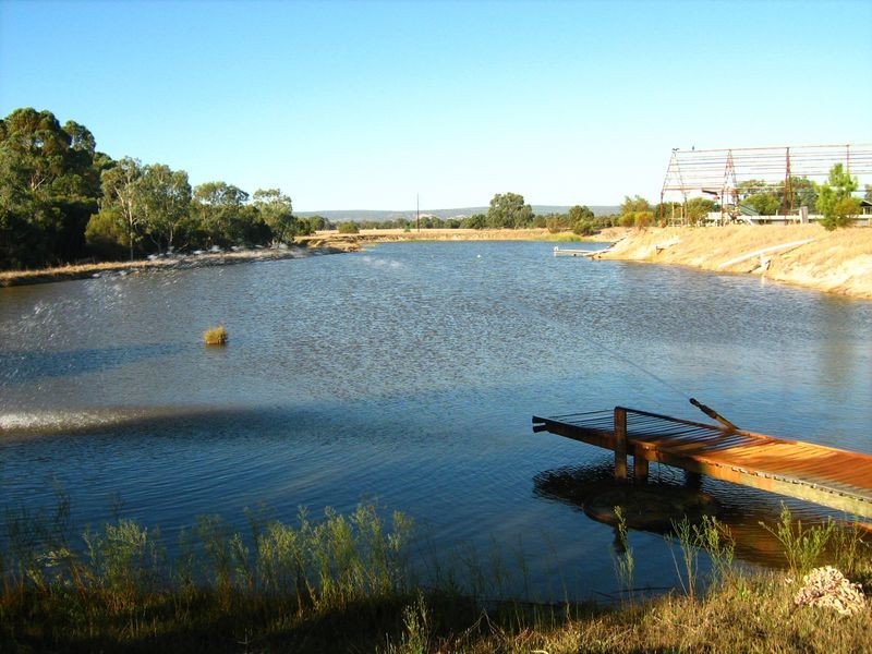 899 Elliot Road, Serpentine WA 6125