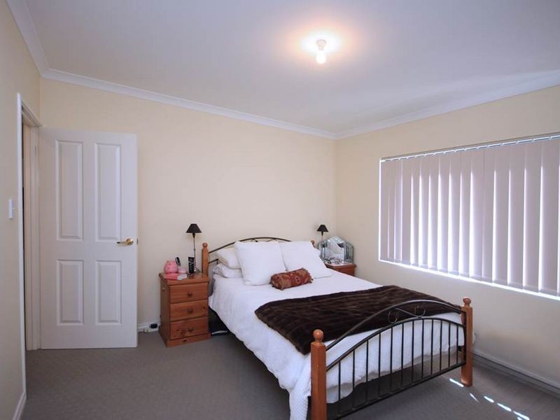 20C Alexander Road, Rivervale WA 6103