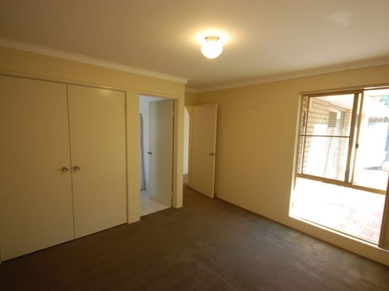 2/34 State Street, Victoria Park WA 6100