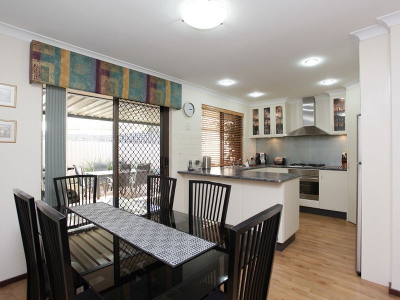 2/12 Basinghall Street, East Victoria Park WA 6101