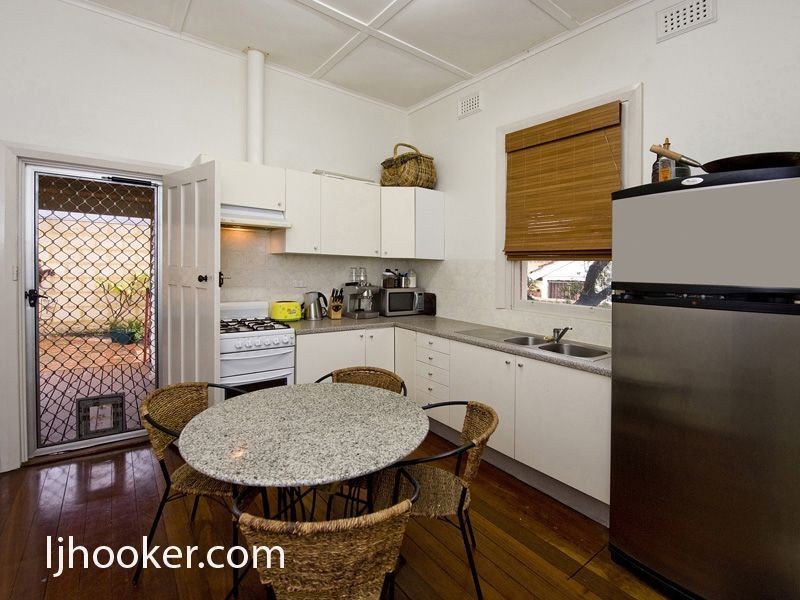 70 McMillan Street, Victoria Park WA 6100