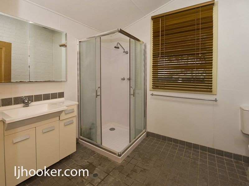 70 McMillan Street, Victoria Park WA 6100