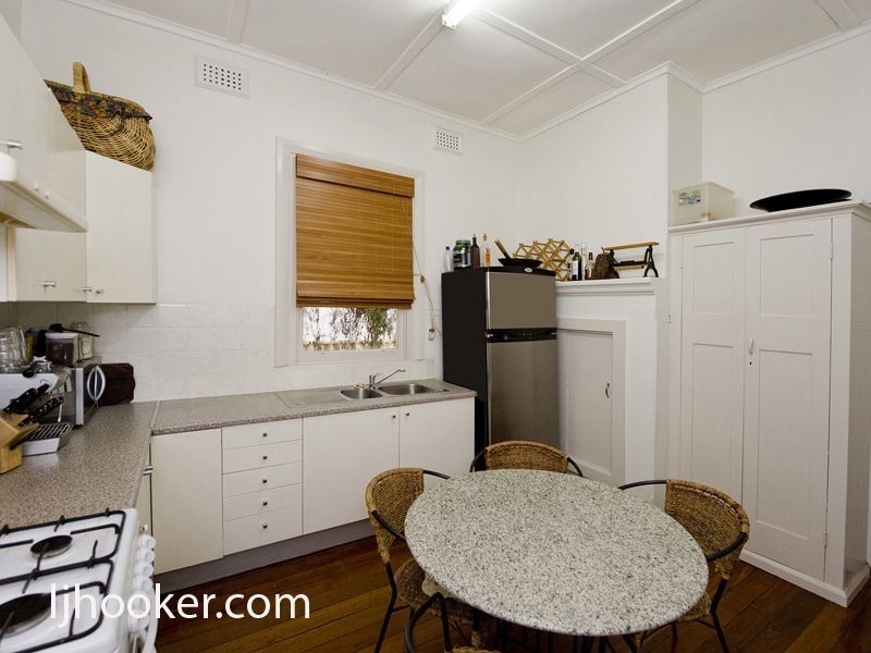 70 McMillan Street, Victoria Park WA 6100