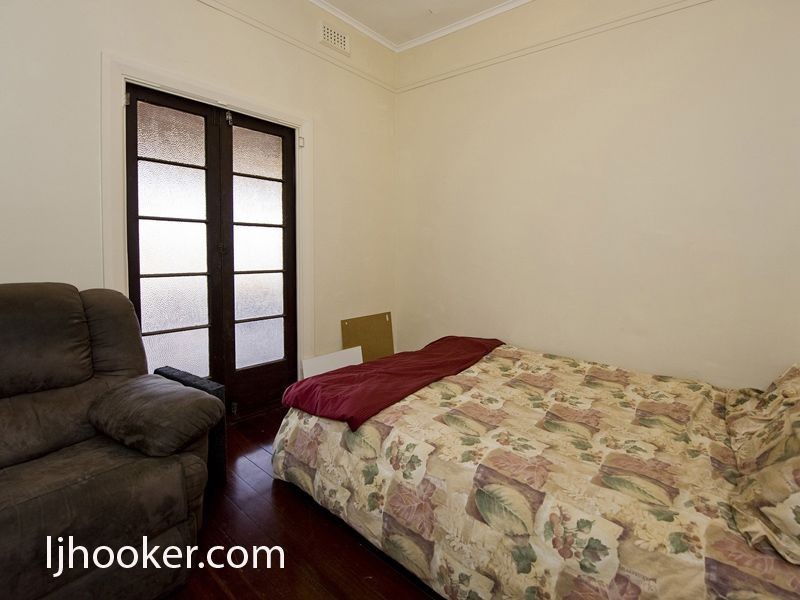 70 McMillan Street, Victoria Park WA 6100