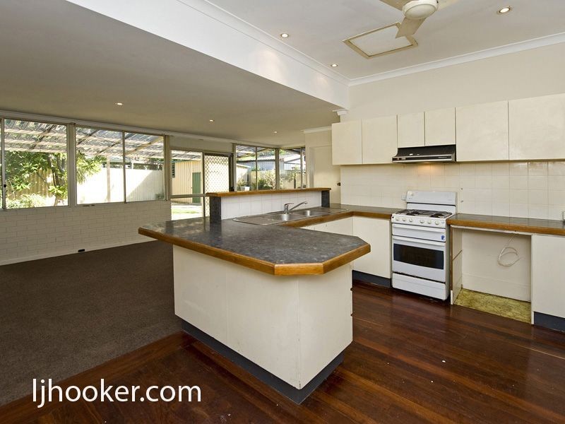 123 Hill View Terrace, St James WA 6102