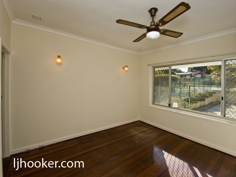 123 Hill View Terrace, St James WA 6102