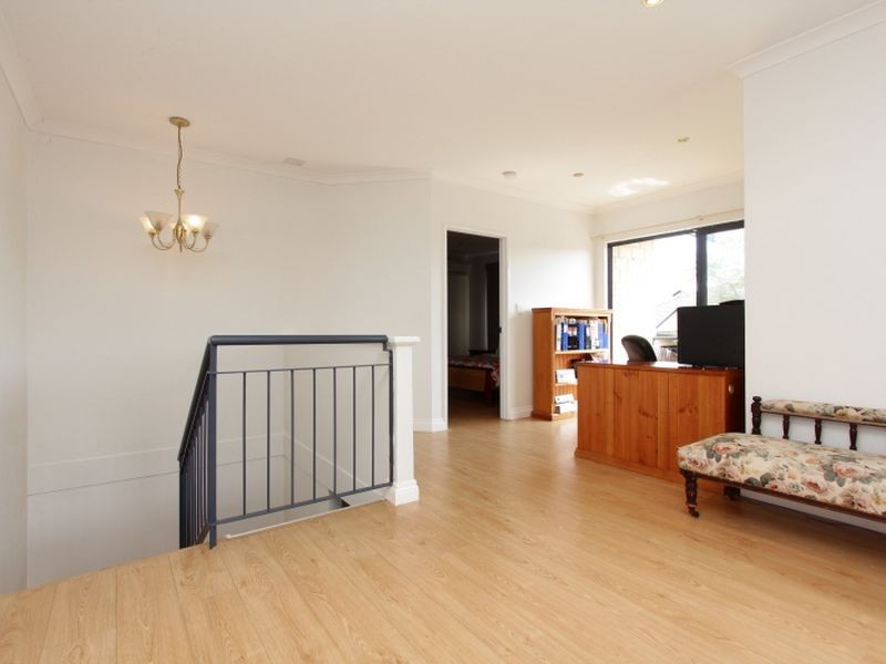 13 Mofflyn Circle, East Victoria Park WA 6101