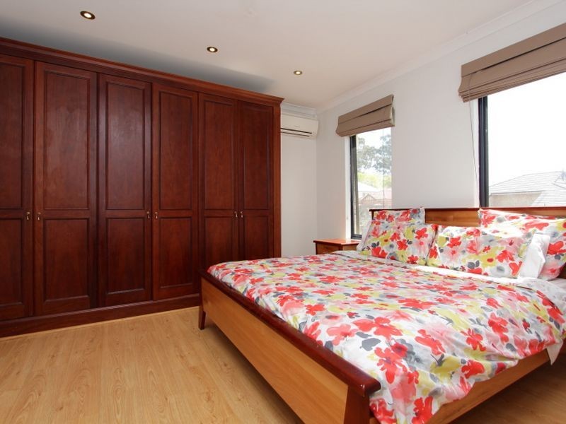 13 Mofflyn Circle, East Victoria Park WA 6101