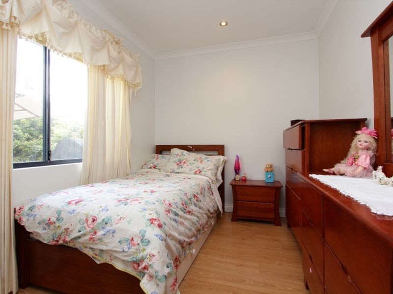 13 Mofflyn Circle, East Victoria Park WA 6101