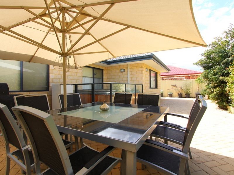 13 Mofflyn Circle, East Victoria Park WA 6101