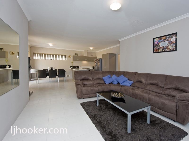 66B Amherst Road, Canning Vale WA 6155
