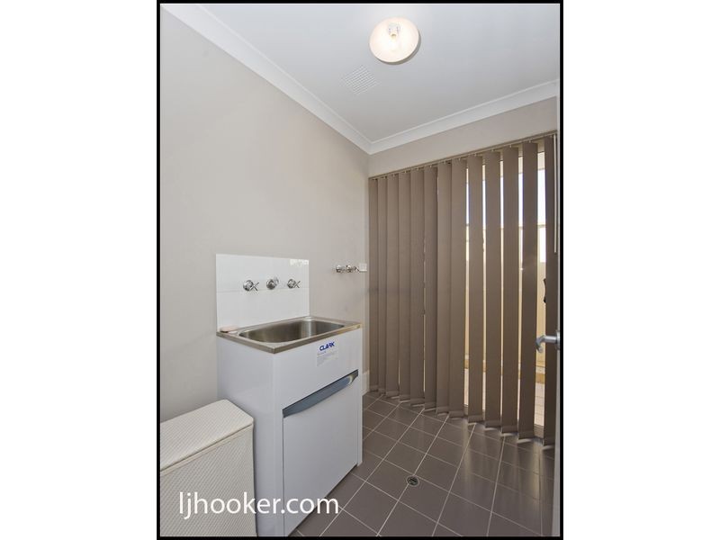 66B Amherst Road, Canning Vale WA 6155