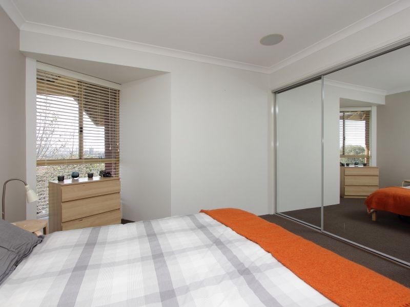 9/12 King George Street, Victoria Park WA 6100