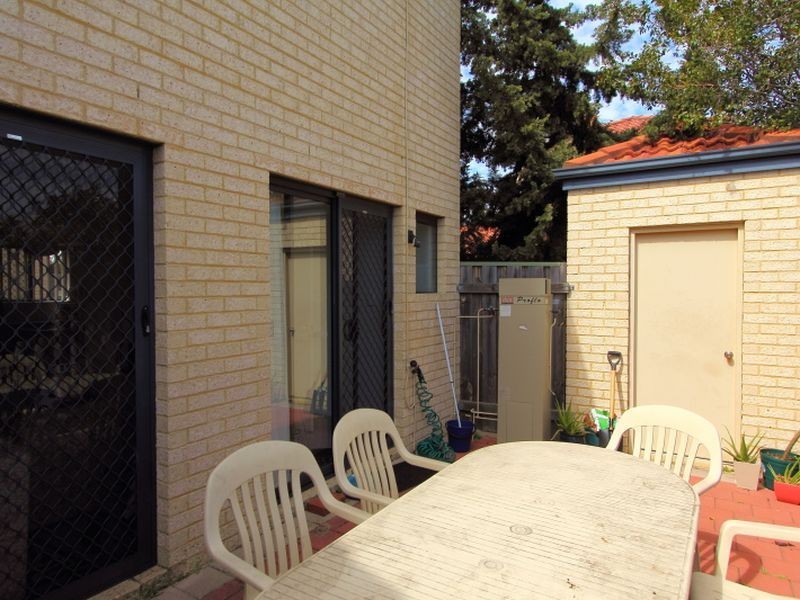 7/24 Gochean Avenue, Bentley WA 6102