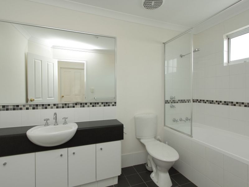 2/77 King George Street, Victoria Park WA 6100