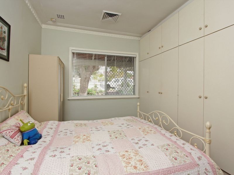 100 Westminster Street, East Victoria Park WA 6101