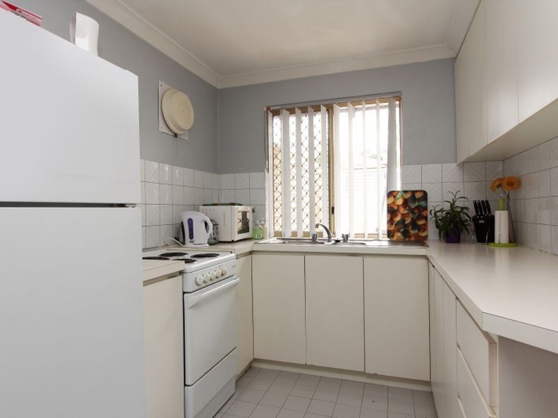 9/6-8 Leonard Street, Victoria Park WA 6100