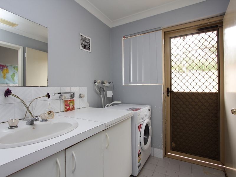 9/6-8 Leonard Street, Victoria Park WA 6100