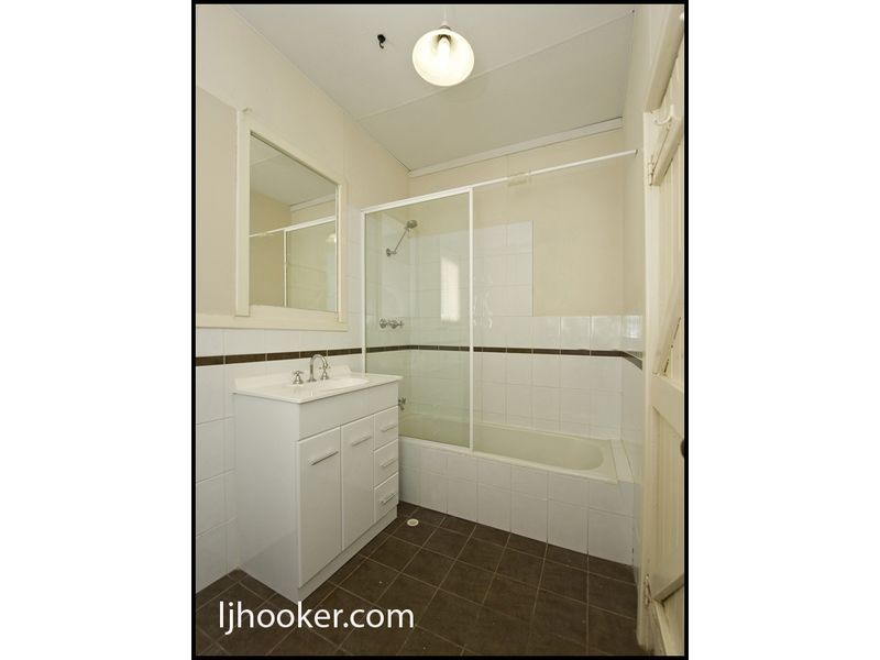 32 Basinghall Street, East Victoria Park WA 6101