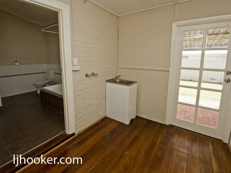 43 State Street, Victoria Park WA 6100