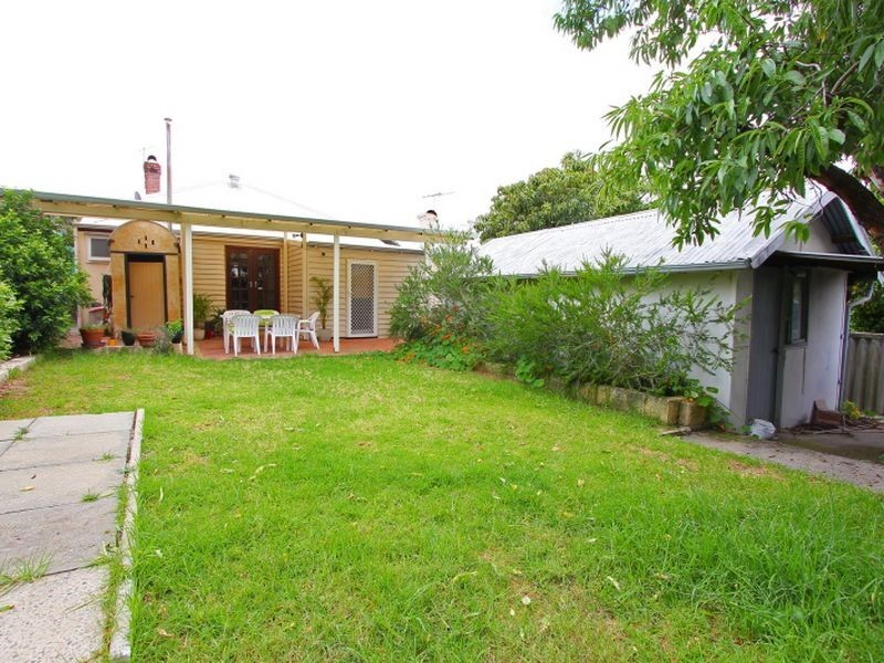 30 Hampshire Street, East Victoria Park WA 6101