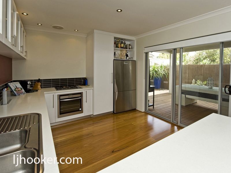 94 Teague Street, Victoria Park WA 6100