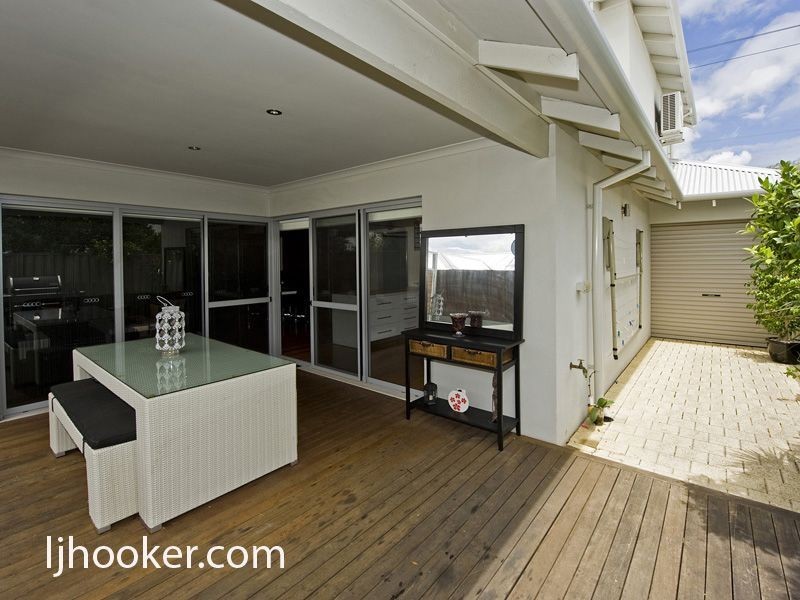 94 Teague Street, Victoria Park WA 6100