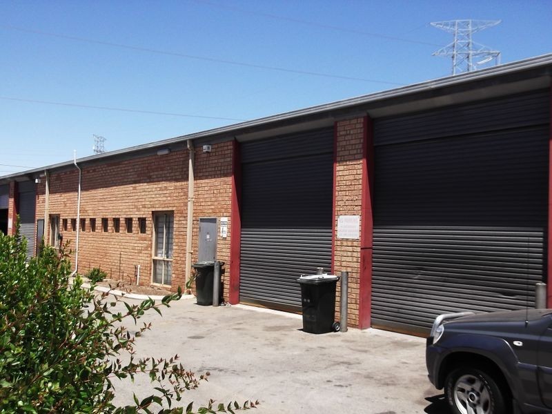 3 & 7/16 Vale Street, Malaga WA 6090