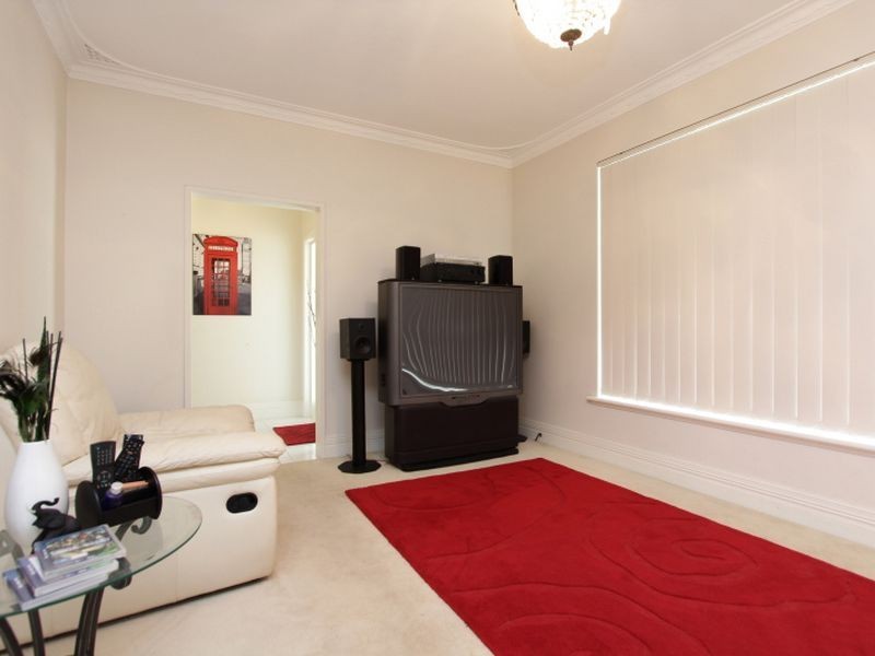 55 Lichfield Street, Victoria Park WA 6100