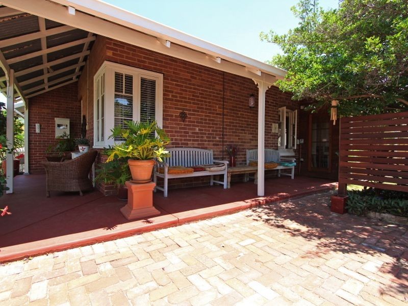 55A Temple Street, Victoria Park WA 6100