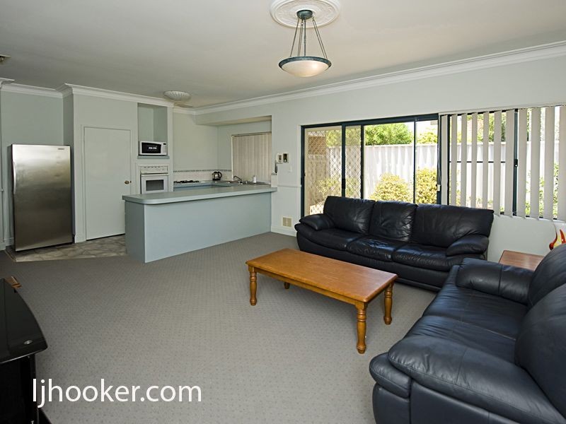 2/129 Hordern Street, Victoria Park WA 6100