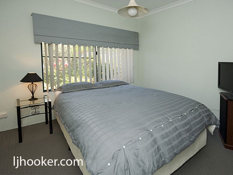 2/129 Hordern Street, Victoria Park WA 6100