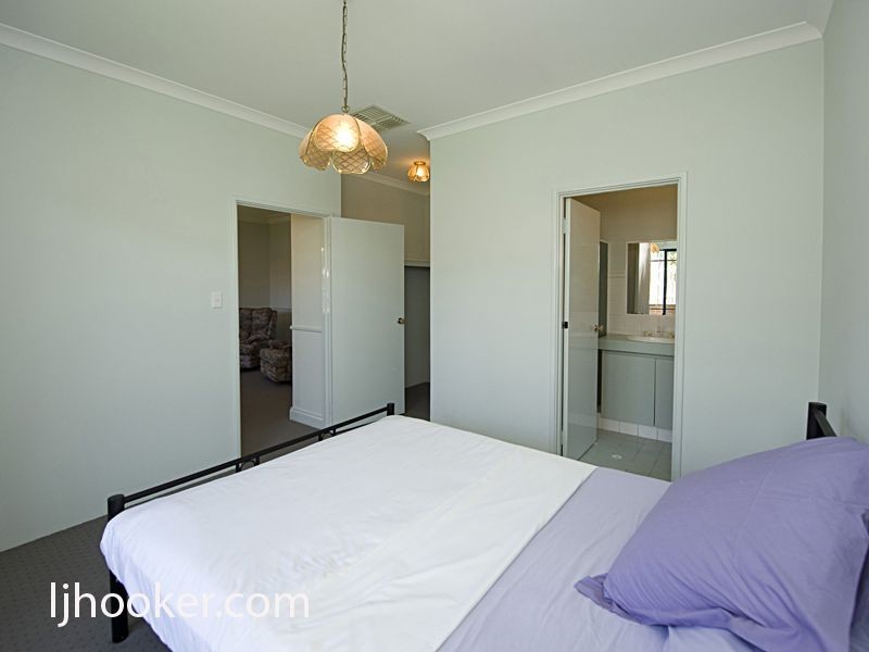 2/129 Hordern Street, Victoria Park WA 6100
