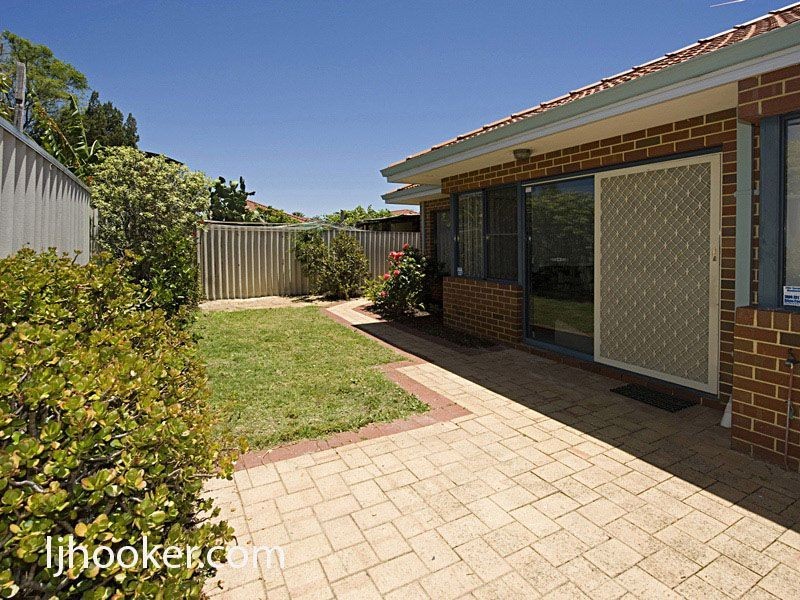 2/129 Hordern Street, Victoria Park WA 6100