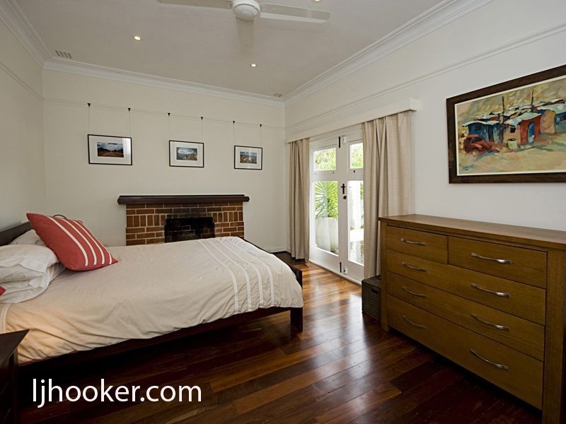 15 Federal Street, Cottesloe WA 6011