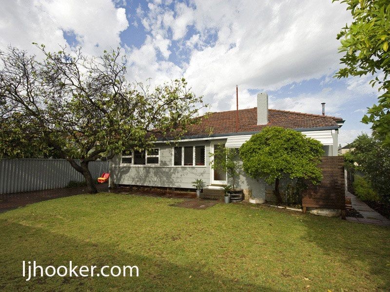 15 Federal Street, Cottesloe WA 6011