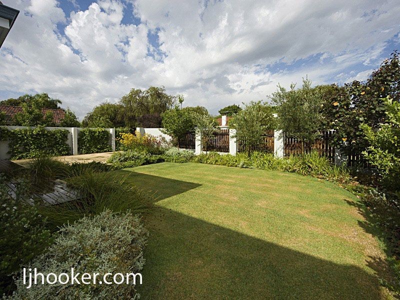 15 Federal Street, Cottesloe WA 6011