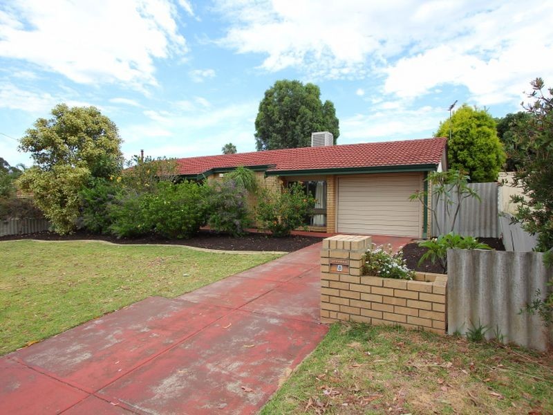 8 Berberis Way, Forrestfield WA 6058