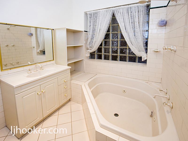 5A Hampton Street, Burswood WA 6100